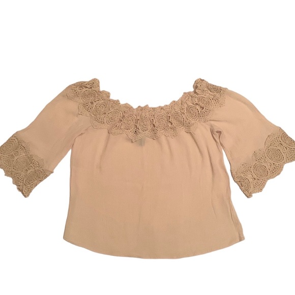 Forever 21 Top with Crochet Lace at neckline and sleeves • Size Small - Picture 1 of 7